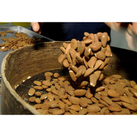 Morbicioc - Torrone morbido ricoperto di cioccolato con mandorle - 130g