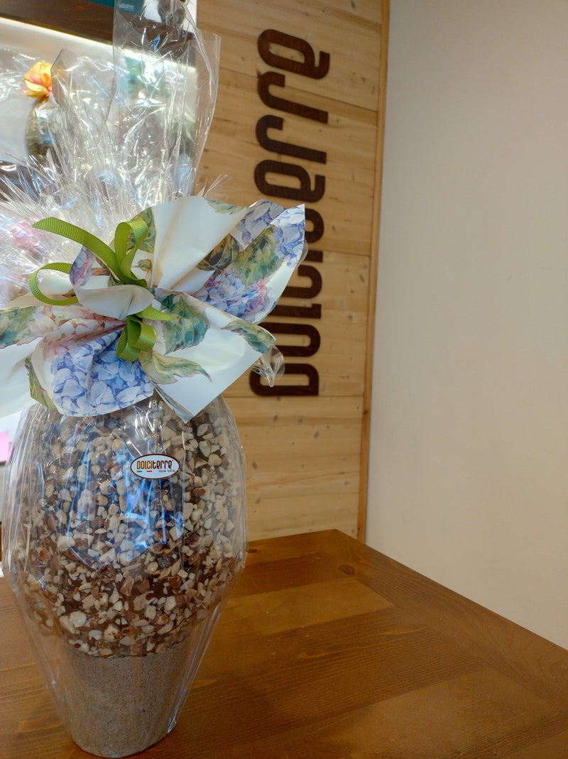 Uovo fondente con granella di mandorle - 600g
